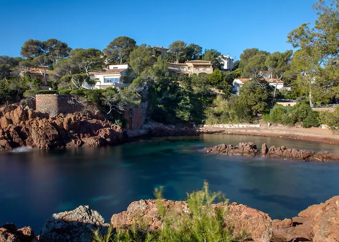 公寓 Studio Moderne A Saint-Raphael Proche Plage Et Commerces - Fr-1-466A-50