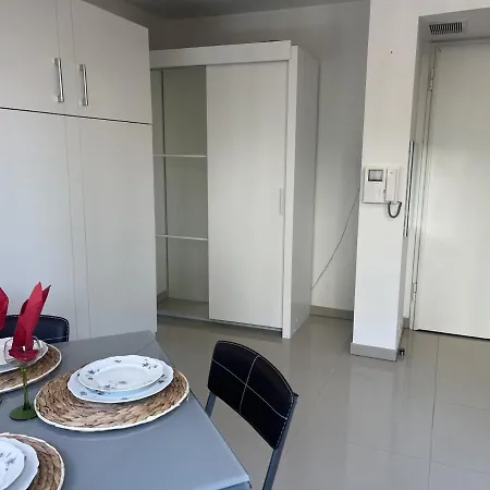 Moderne A Saint-raphael Proche Et Commerces - Fr-1-466a-50 Appartement